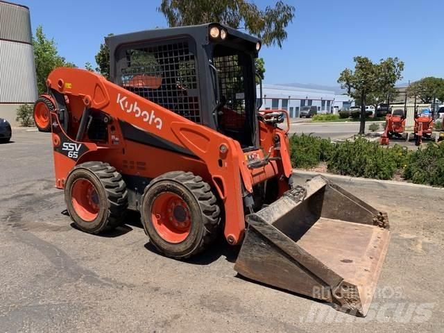 Kubota SSV65P Skid steer mini nakladalci