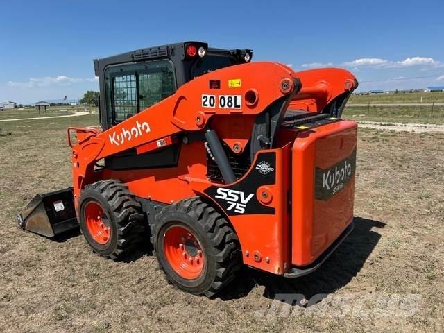 Kubota SSV75 Skid steer mini nakladalci
