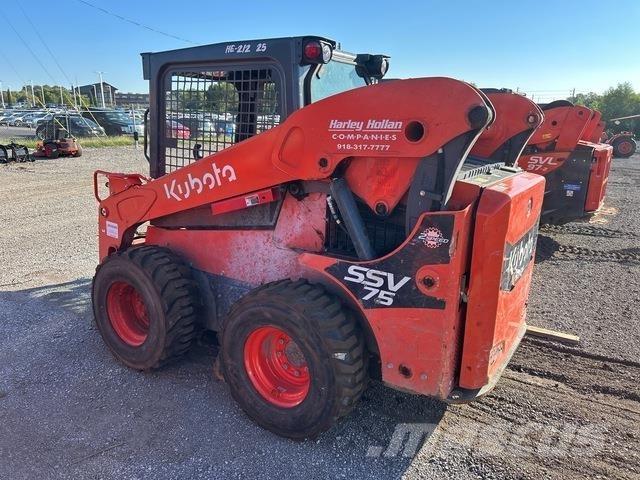 Kubota SSV75 Skid steer mini nakladalci