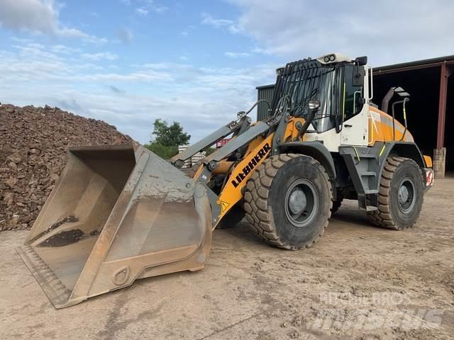Liebherr L546 Kolesni nakladalci