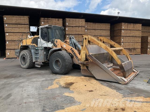 Liebherr L580 Kolesni nakladalci