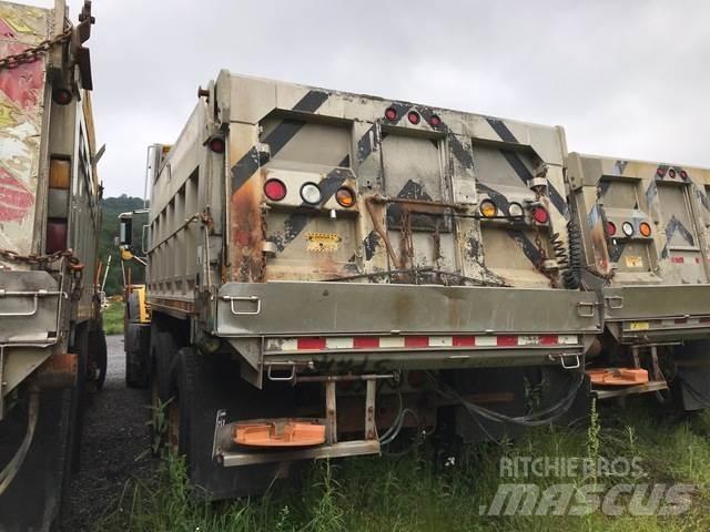 Mack 700 Snežne deske in plugi