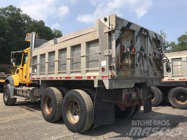 Mack 700 Snežne deske in plugi