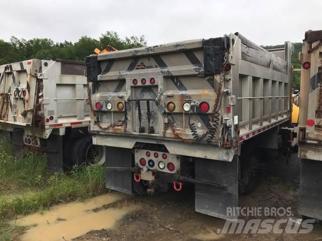 Mack 700 Snežne deske in plugi