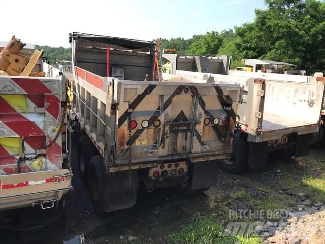 Mack 700 Snežne deske in plugi