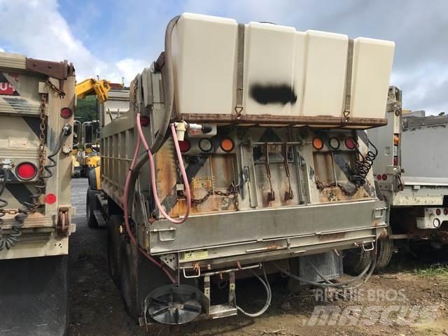 Mack 700 Snežne deske in plugi