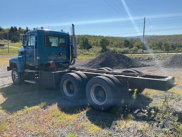 Mack CH613 Kabine in notranjost