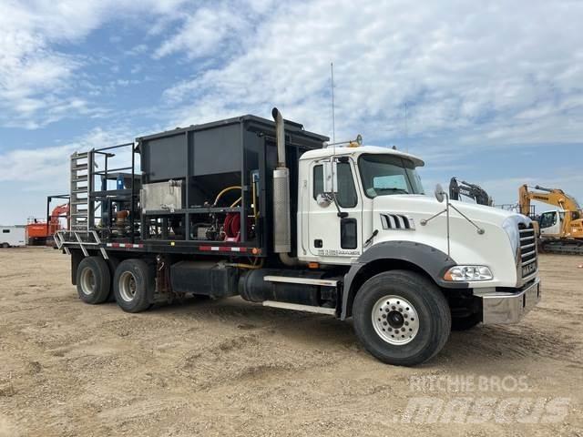 Mack CTR713B Gradbeništvo - drugo