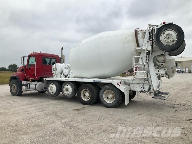 Mack CV513 Drugi tovornjaki