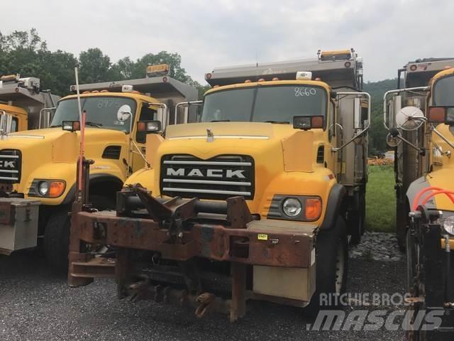 Mack CV700 Snežne deske in plugi