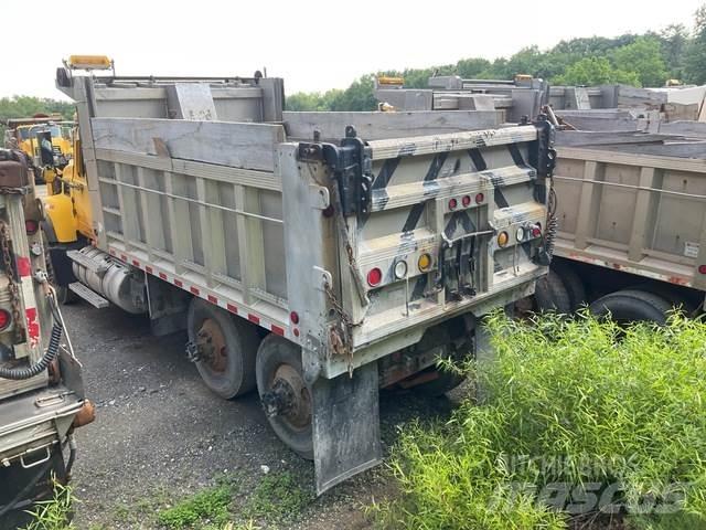 Mack CV700 Snežne deske in plugi