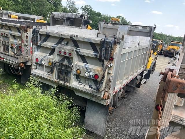 Mack CV700 Snežne deske in plugi