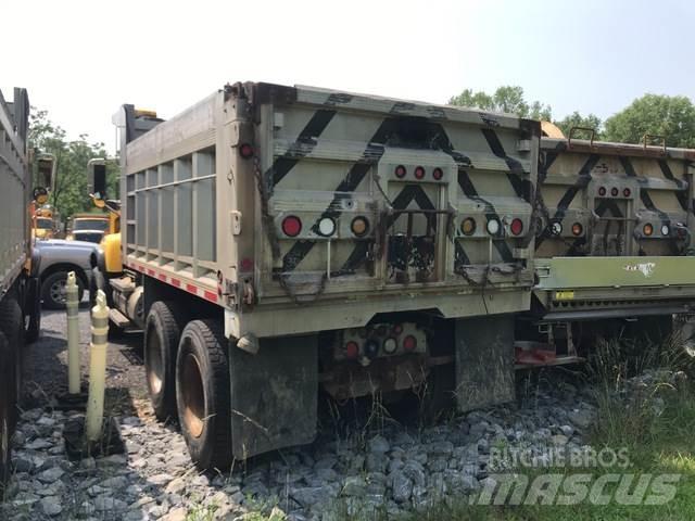 Mack CV700 Snežne deske in plugi