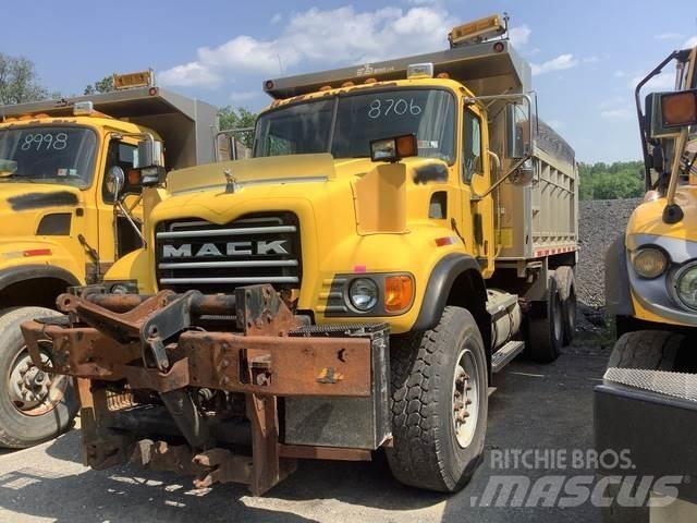 Mack CV700 Snežne deske in plugi