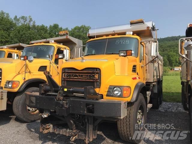 Mack CV700 Snežne deske in plugi