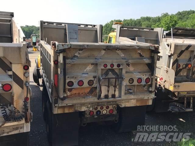 Mack CV700 Snežne deske in plugi