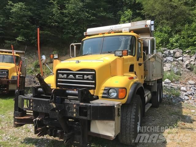 Mack CV700 Snežne deske in plugi