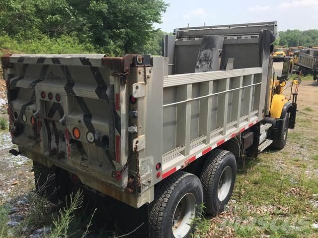 Mack CV700 Snežne deske in plugi