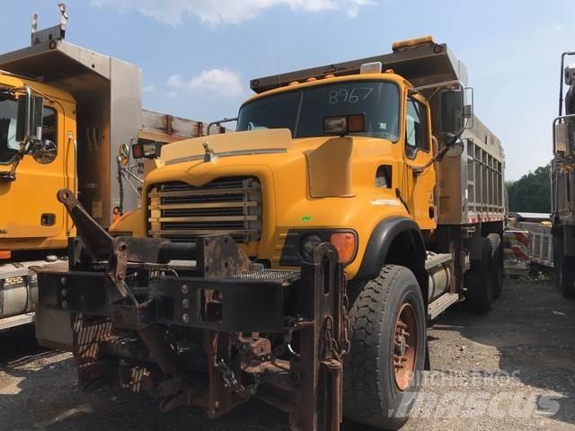 Mack CV700 Snežne deske in plugi