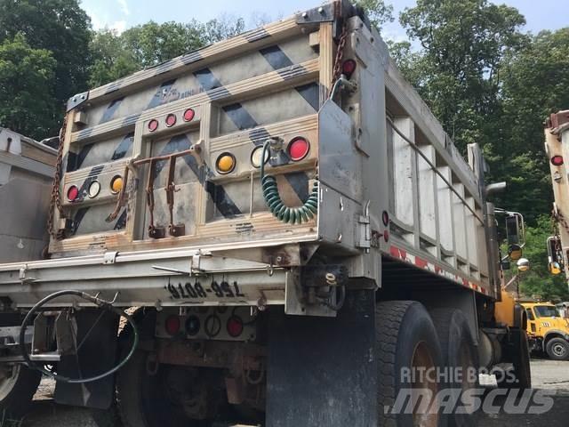 Mack CV700 Snežne deske in plugi