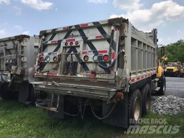 Mack CV700 Snežne deske in plugi