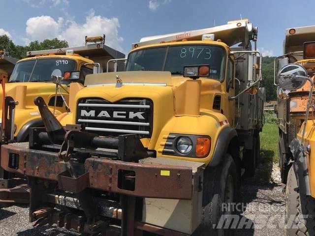 Mack CV700 Snežne deske in plugi