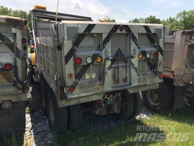 Mack CV700 Snežne deske in plugi
