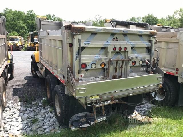 Mack CV700 Snežne deske in plugi