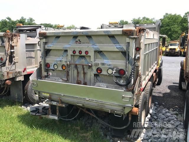 Mack CV700 Snežne deske in plugi