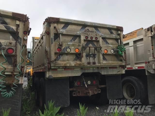 Mack CV700 Snežne deske in plugi