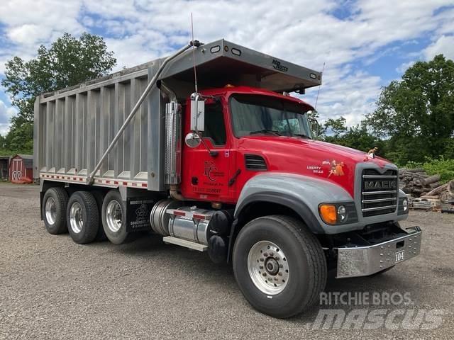 Mack CV713 Kiper tovornjaki