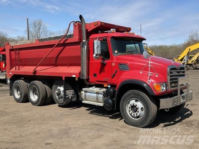 Mack CV713 Kiper tovornjaki