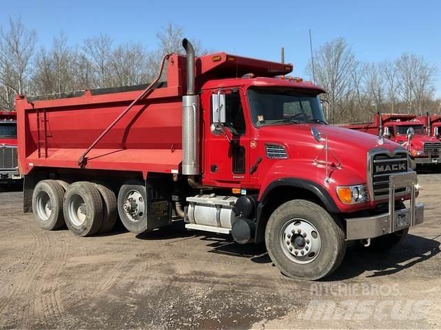 Mack CV713 Kiper tovornjaki