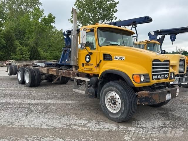 Mack CV713 Kabine in notranjost