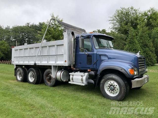 Mack CV713 Kiper tovornjaki