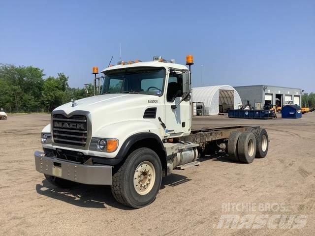 Mack CV713 Kabine in notranjost