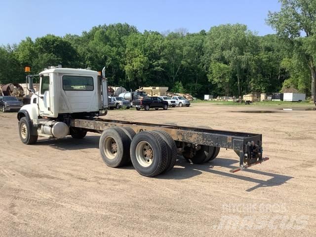 Mack CV713 Kabine in notranjost