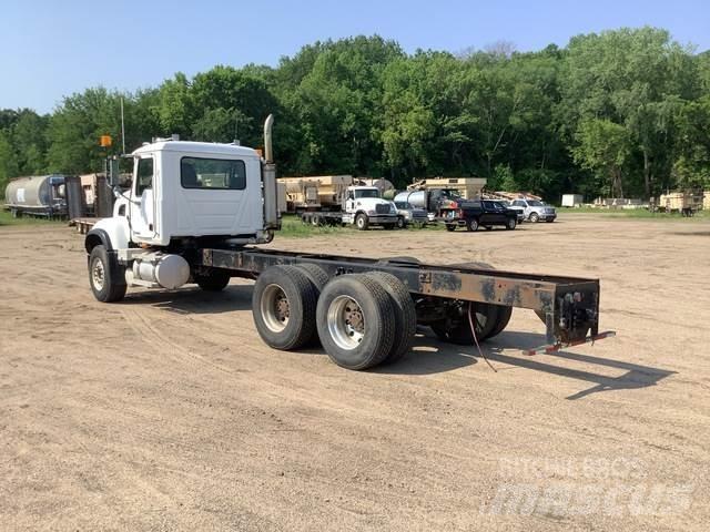 Mack CV713 Kabine in notranjost