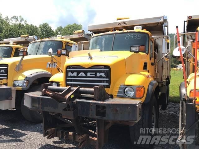 Mack CV713 Snežne deske in plugi