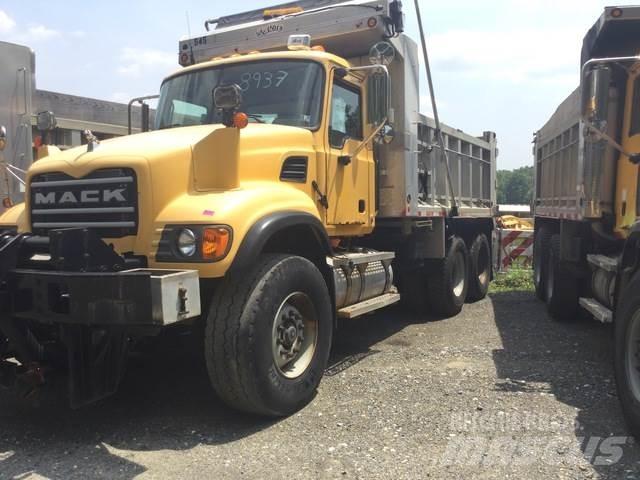 Mack CV713 Snežne deske in plugi