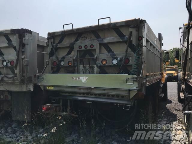 Mack CV713 Snežne deske in plugi