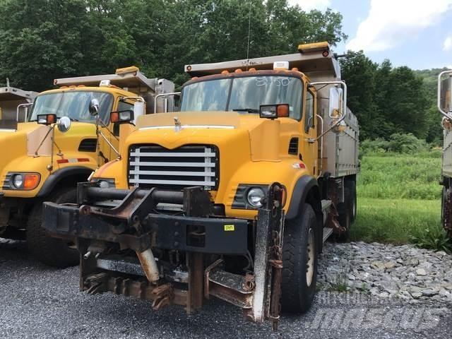 Mack CV713 Snežne deske in plugi