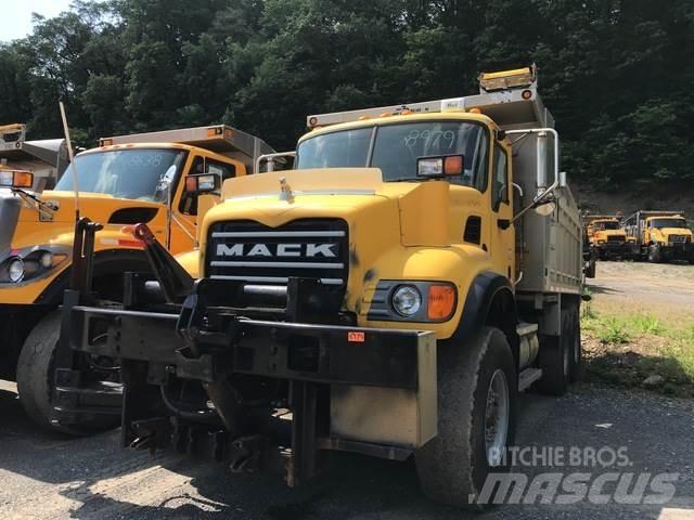 Mack CV713 Snežne deske in plugi