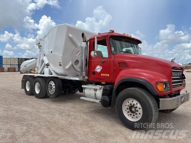 Mack CV713 Drugi tovornjaki