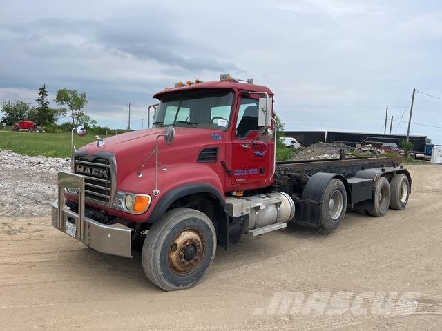 Mack CV713 Komunalni tovornjaki