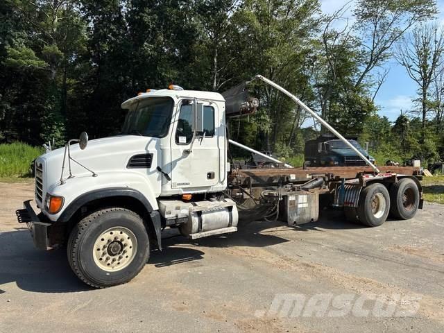 Mack CV713 Komunalni tovornjaki