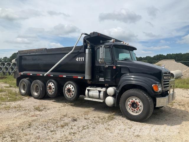 Mack CV713 Kiper tovornjaki