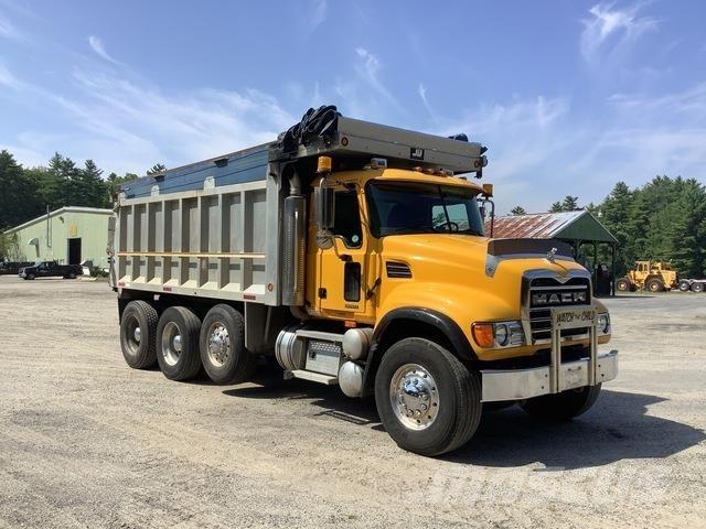 Mack CV713 Kiper tovornjaki