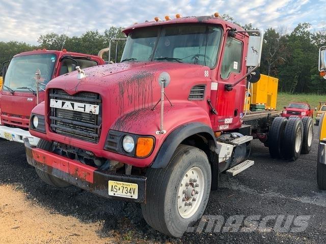 Mack CV713 Kabine in notranjost