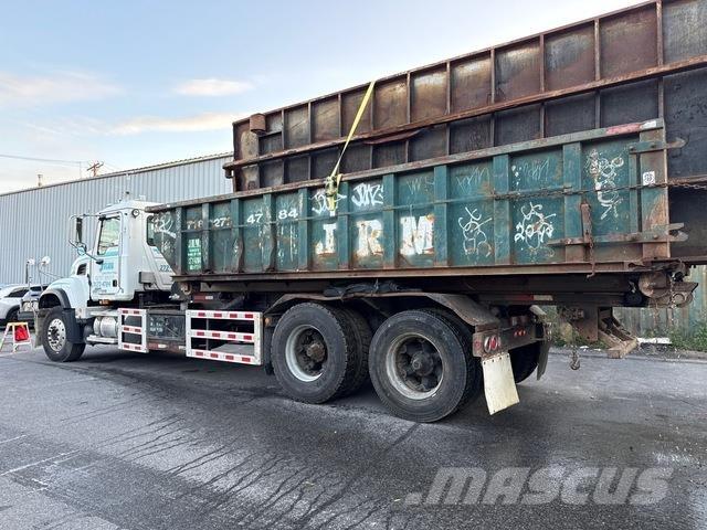Mack CV713 Komunalni tovornjaki